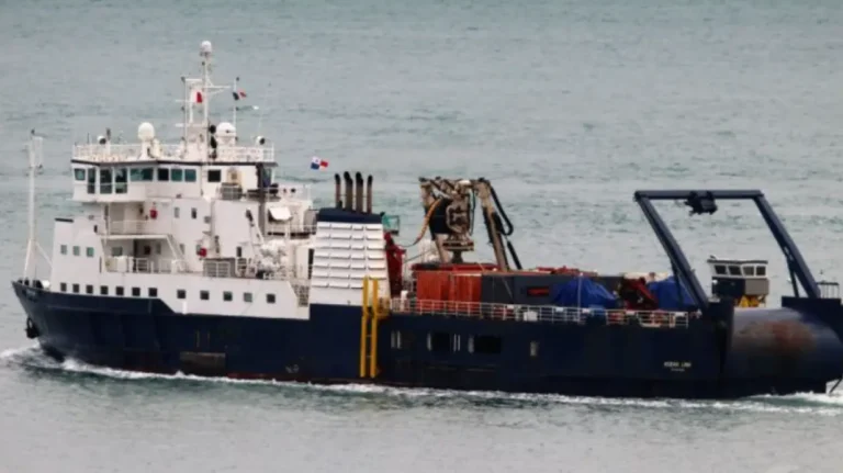 Τουρκικό πολεμικό παρενόχλησε  πλοίο που πόντιζε καλώδιο ανάμεσα σε Αστυπάλαια και Κω, απάντησε η φρεγάτα «Αδριάς»