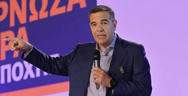 Αλέξης Τσίπρας:  «Η κατάλληλη στιγμή είναι τώρα – Στόχος δεν είναι η αντιπολίτευση είναι η νίκη στις εκλογές»