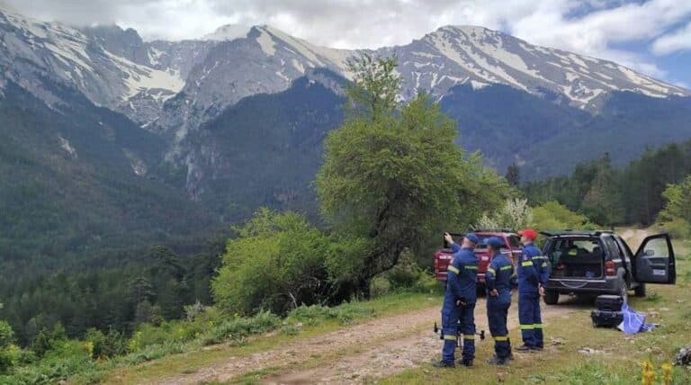 Όλυμπος: «Δεν φορούσε καν ορειβατικά παπούτσια για χιόνι, του είπα να μην ανέβει στο βουνό» – Αγωνία για τον 25χρονο που αγνοείται