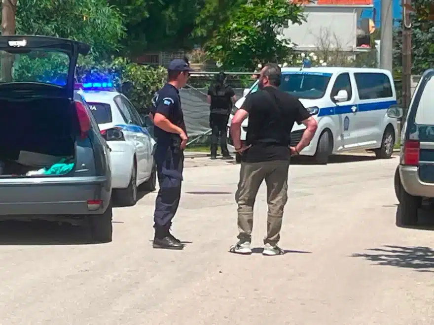 Σοκάρει ο τρόπος που σκότωσαν μάνα και γιο σήμερα μέσα στο ίδιο τους το σπίτι στο Αίγιο 5 aigio 2