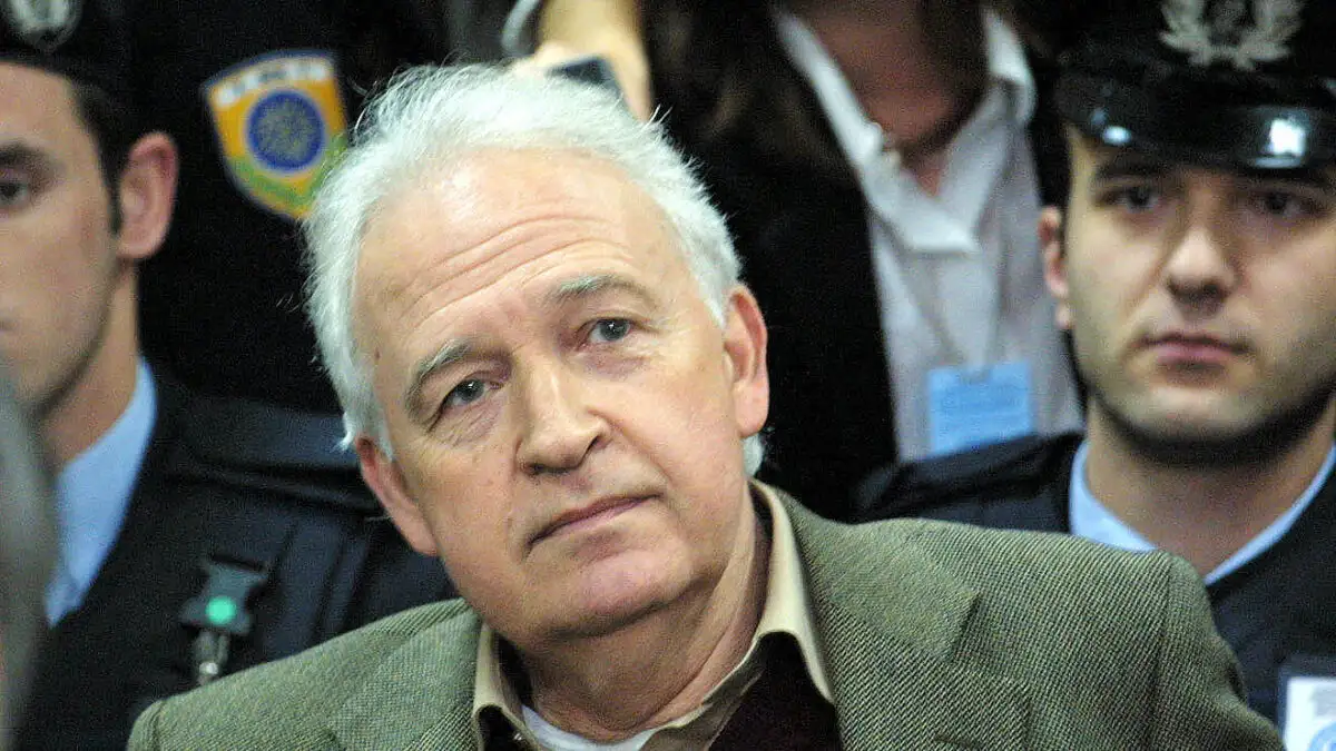 Ο Αλέξανδρος Γιωτόπουλος επιστρέφει στη φυλακή 2 alexandros giotopoulos eurok