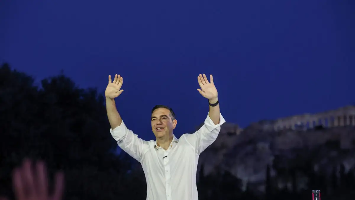 Θα σκεφτόσασταν να ψηφίσετε το κόμμα της Μαρίας Kαρυστιανού ή του Αλέξη Τσίπρα; 2 alexis tsipras elas 2 1200x675 1