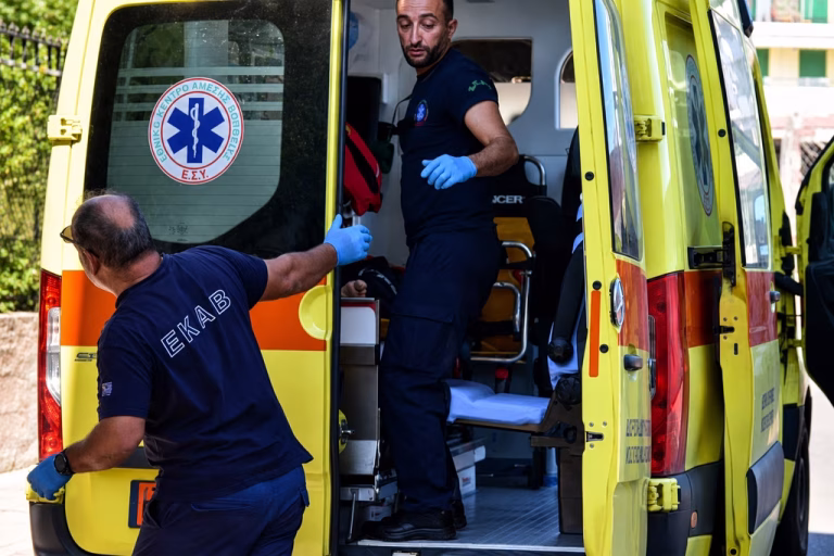 Στα βαρέα και ανθυγιεινά οι νοσηλευτές: Τα προνόμια που τους παρέχει ο νέος νόμος – Δυνατότητα σύνταξης στα 62