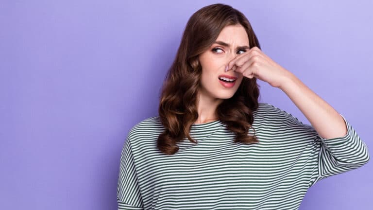 bad smell fart aerioi demones shutterstock 2230836489 768x432 1