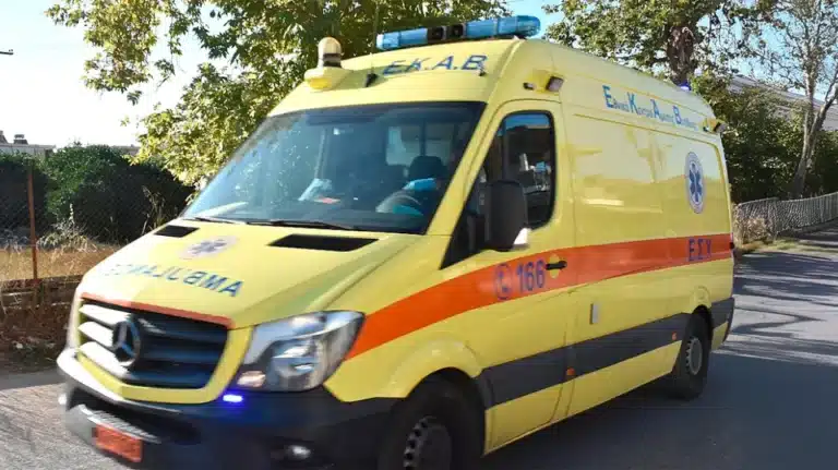 Σοβαρό εργατικό ατύχημα σε κρεοπωλείο στο Ρέθυμνο: Χέρι εργαζομένου εγκλωβίστηκε σε μηχανή του κιμά