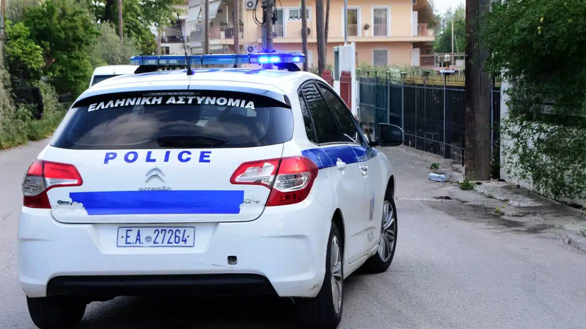 Αστυνομικός μαχαίρωσε και σκότωσε τη σύζυγό του στη Δράμα και μετά έβαλε τέλος στη ζωή του 1 maketa peripoliko astynomia