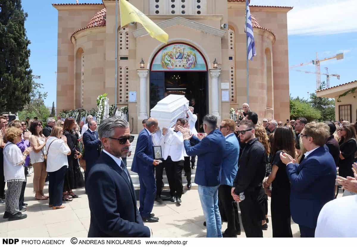 Μαστροκώστα: Καταγγελίες σοκ για το κοιμητήριο Ευηνοχωρίου - Δεν αφήνουν να ησυχάσει η ψυχή της Γωγώς 4 ndp 5238