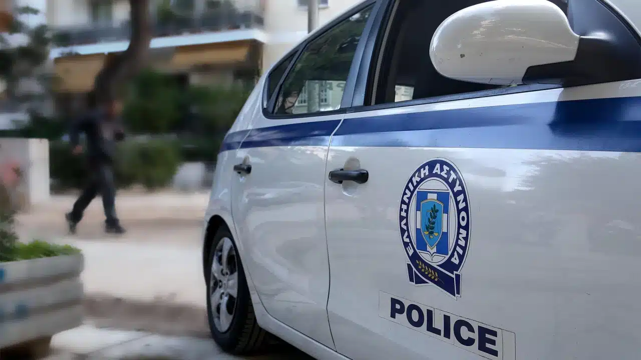 Συνελήφθη 80χρονη μετά από καταγγελία του πρώην συζύγου της για απειλή με μαχαίρι 2 peripoliko2.jpg