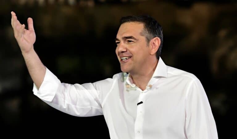 Τα 301 πρόσωπα που στηρίζουν την ΕΛΑΣ του Τσίπρα: Υπέγραψαν καλλιτέχνες, επιχειρηματίες, δημοσιογράφοι, όλα τα ονόματα