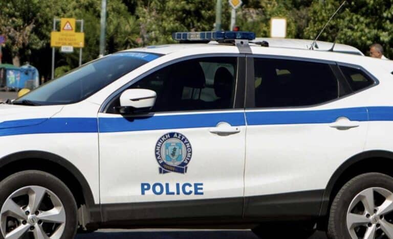 Μαθήτριες χτύπησαν άγρια και έστειλαν στο νοσοκομείο συμμαθήτριά τους – Συνελήφθησαν και οι γονείς