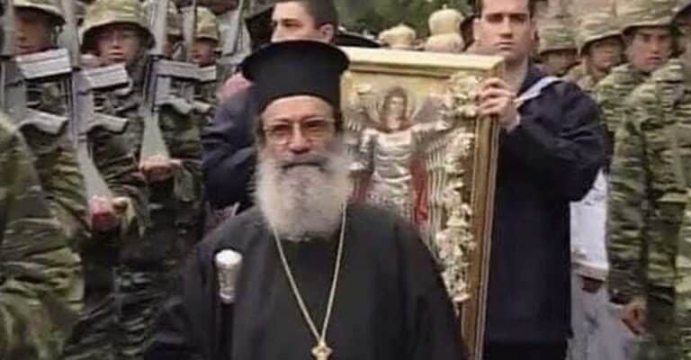 Θρήνος στην Ελληνική Εκκλησία – Πέθανε ο παπα-Στρατής – Αυτή είναι η αιτία θανάτου