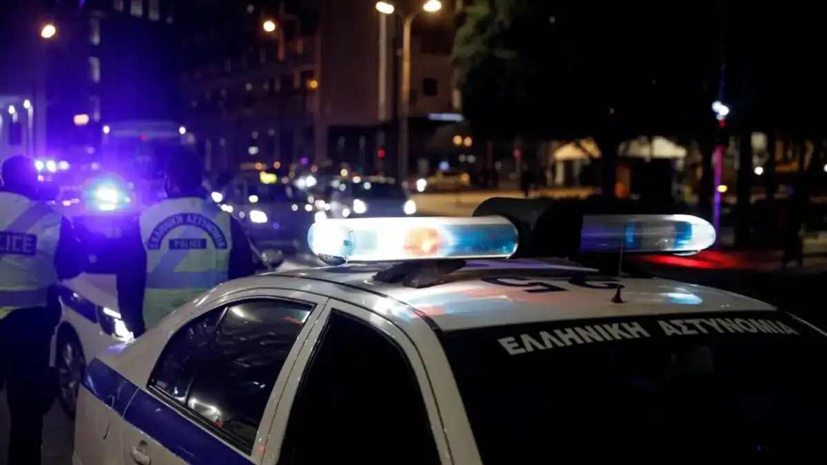 Θρίλερ στο Παγκράτι: Σορός άνδρα σε προχωρημένη σήψη εντοπίστηκε σε διαμέρισμα - προσήχθη ο αδερφός του 1 astunomia peripoliko 1200x675 1