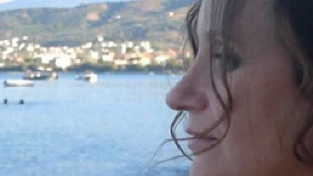 dolofonia aigio
