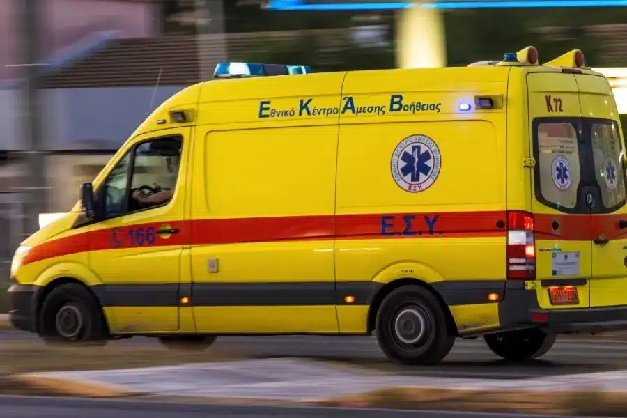 Συναγερμός: Νεκρή γυναίκα εντοπίστηκε μέσα σε σταθμευμένο αυτοκίνητο 1 ekav 1