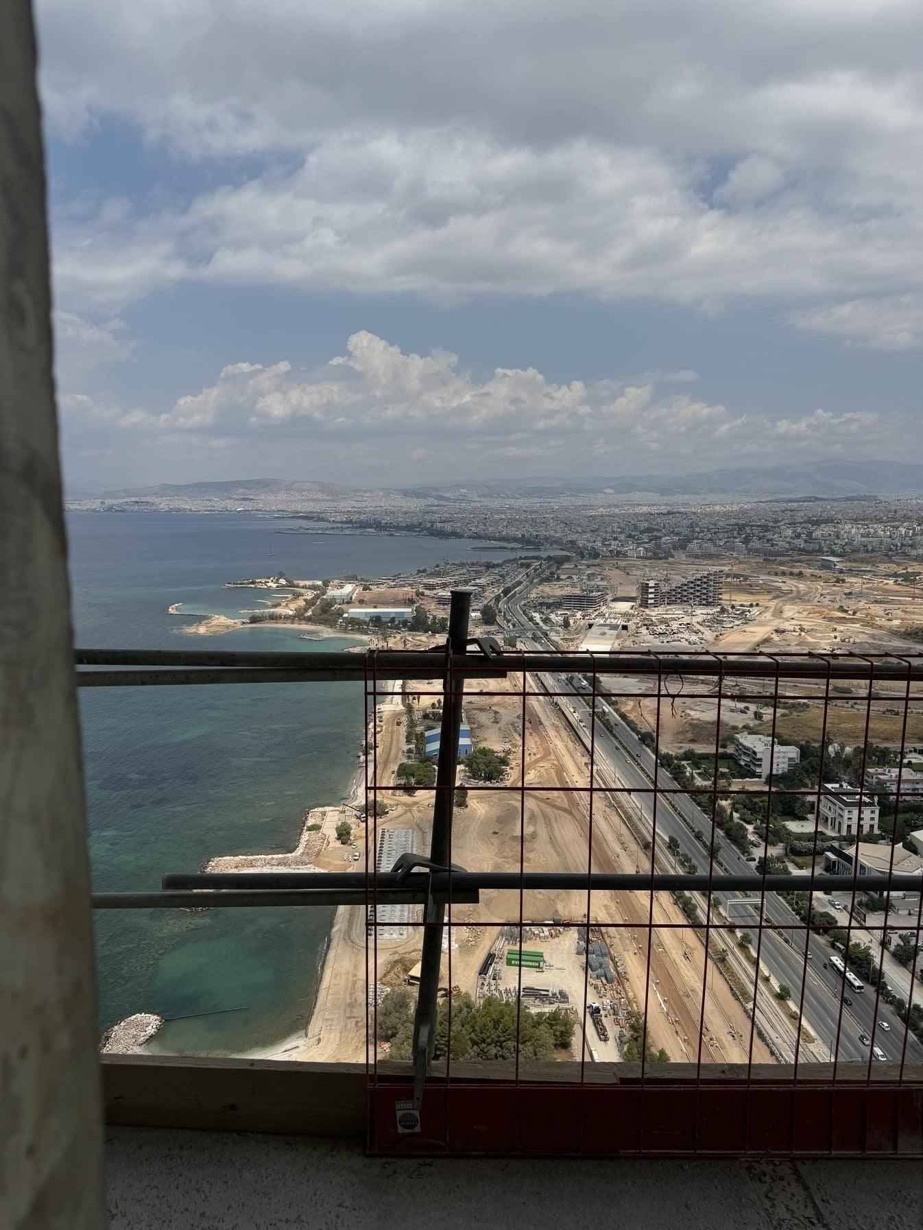 elliniko pyrgos 18