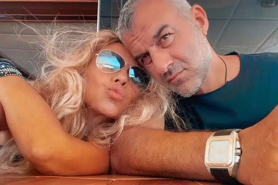 Xτίζει εκκλησάκι για την Γωγώ του, ο Τραϊανός Δέλλας – Η απόφαση 2 μήνες μετά τον θάνατό της, το μέρος που επέλεξε και έχει μεγάλη σημασία και ο λόγος που το κάνει 2 gogomastro traianos dellas 900x600 1