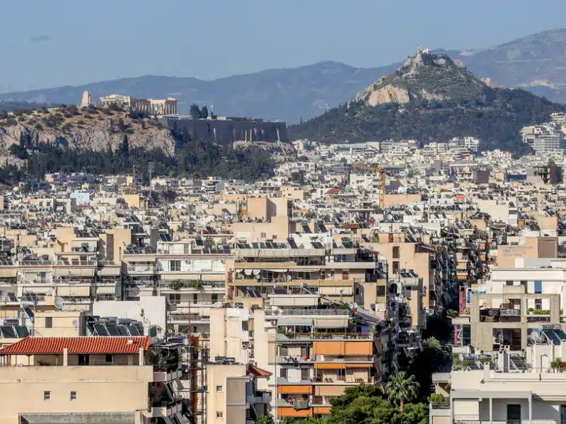 Σαρωτικές αλλαγές στις πολυκατοικίες - Υπερεξουσίες στον διαχειριστή 2 polykatoikies eurokinisi .png