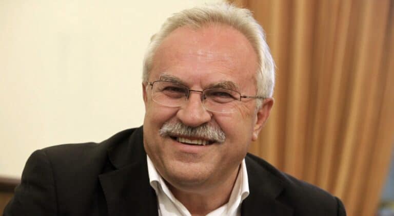 Φοιτητής ξανά στα 70 του ο πρώην βουλευτής του ΣΥΡΙΖΑ Δημήτρης Γάκης