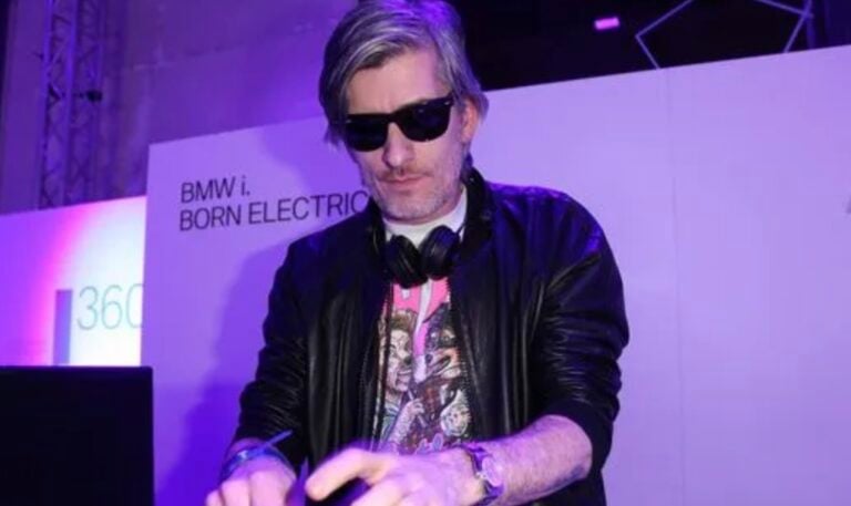 Νεκρός στο Παρίσι ο DJ Kavinsky – Το εμβληματικό τραγούδι που δημιούργησε