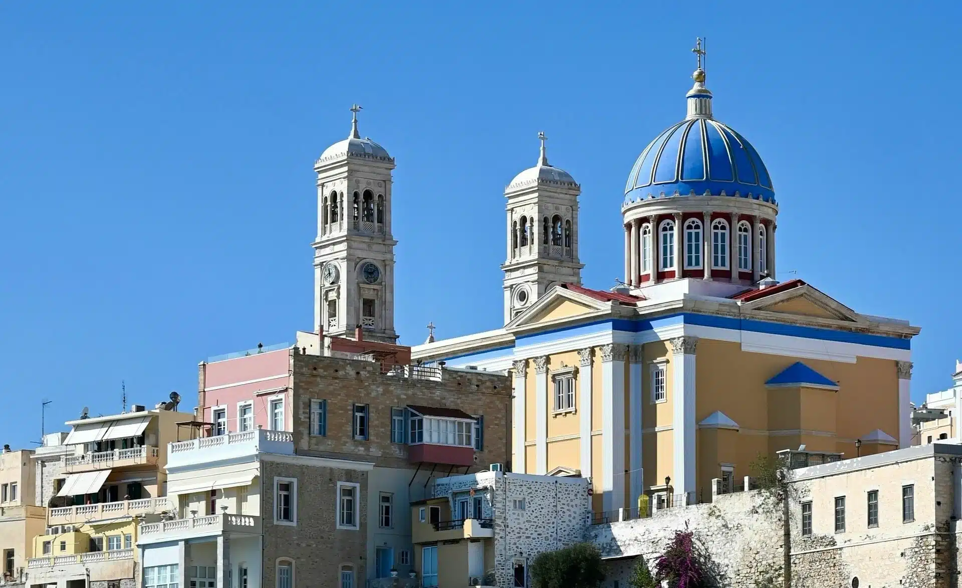 Νεκρή γυναίκα που μαχαιρώθηκε στη Σύρο - Πήγε σε σπίτι ζευγαριού, λογομάχησε με τη γυναίκα, τη σκότωσε ο σύζυγος 1 syros nekri