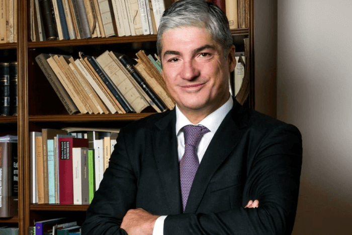 temph prakseis kai dhlwseis politikis skinis themis sofos