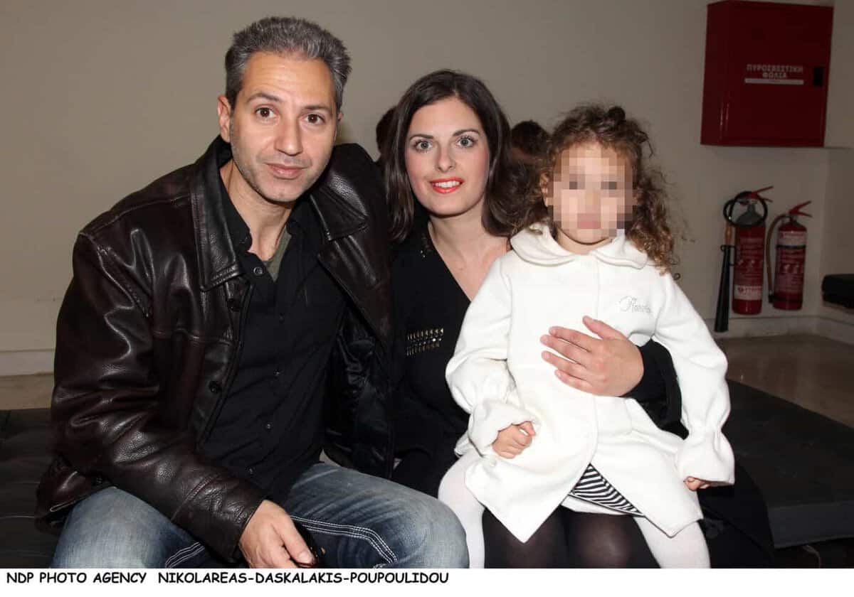 201411101055380.8688 dimitris kokotas me tin ikogeneia toy 09112014 1