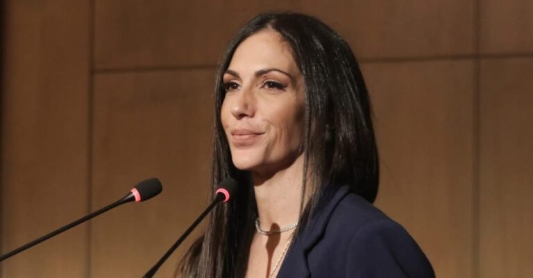 Ανθή Βούλγαρη: Πληροφορίες ότι κατήγγειλε τον σύζυγό της στο Α.Τ Αγίας Παρασκευής για περιστατικό ενδοοικογενειακής βίας