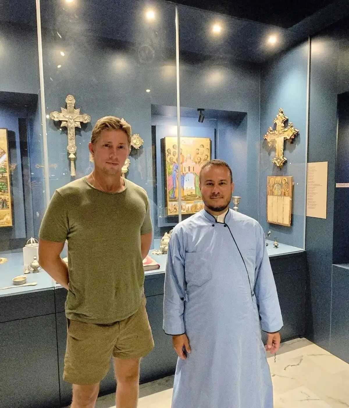alexios 44