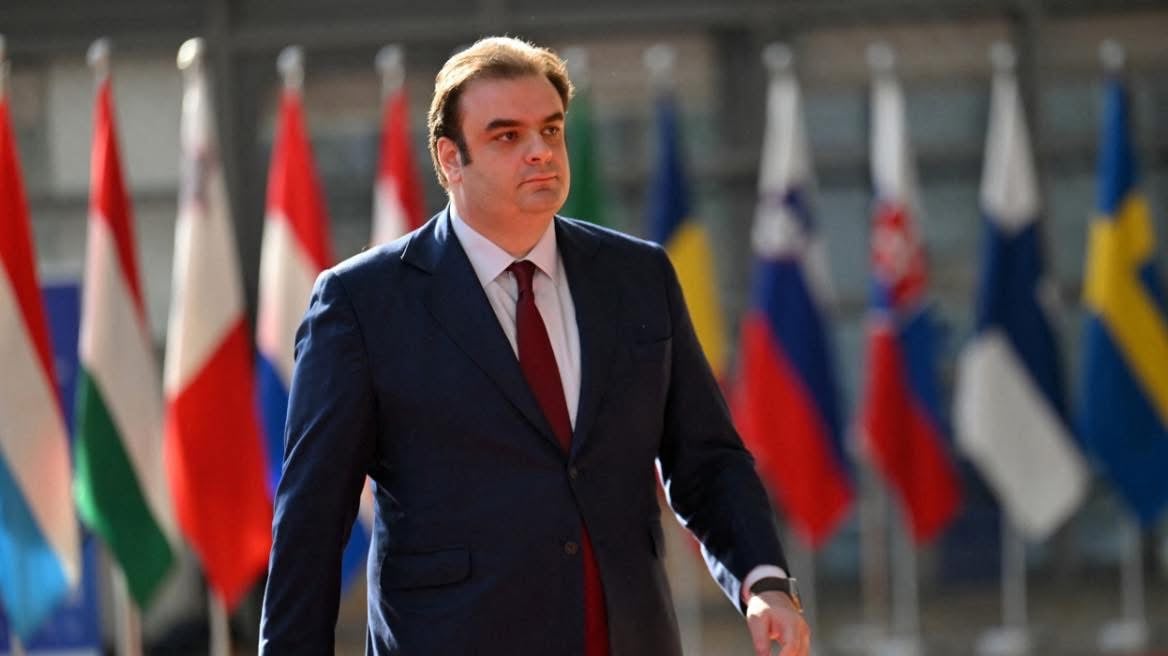 Κυριάκος Πιερρακάκης: «Στη ΔΕΘ θα παρουσιάσουμε σχέδιο τετραετίας» 2 cover pic