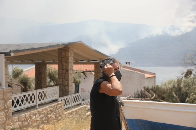 «Κάηκε η παιδική μας ηλικία»: Η ιστορία του Δημήτρη από το Πόρτο Γερμενό που «πόνεσε» όλη την Ελλάδα 2 fotia poro germeno 4.jpg