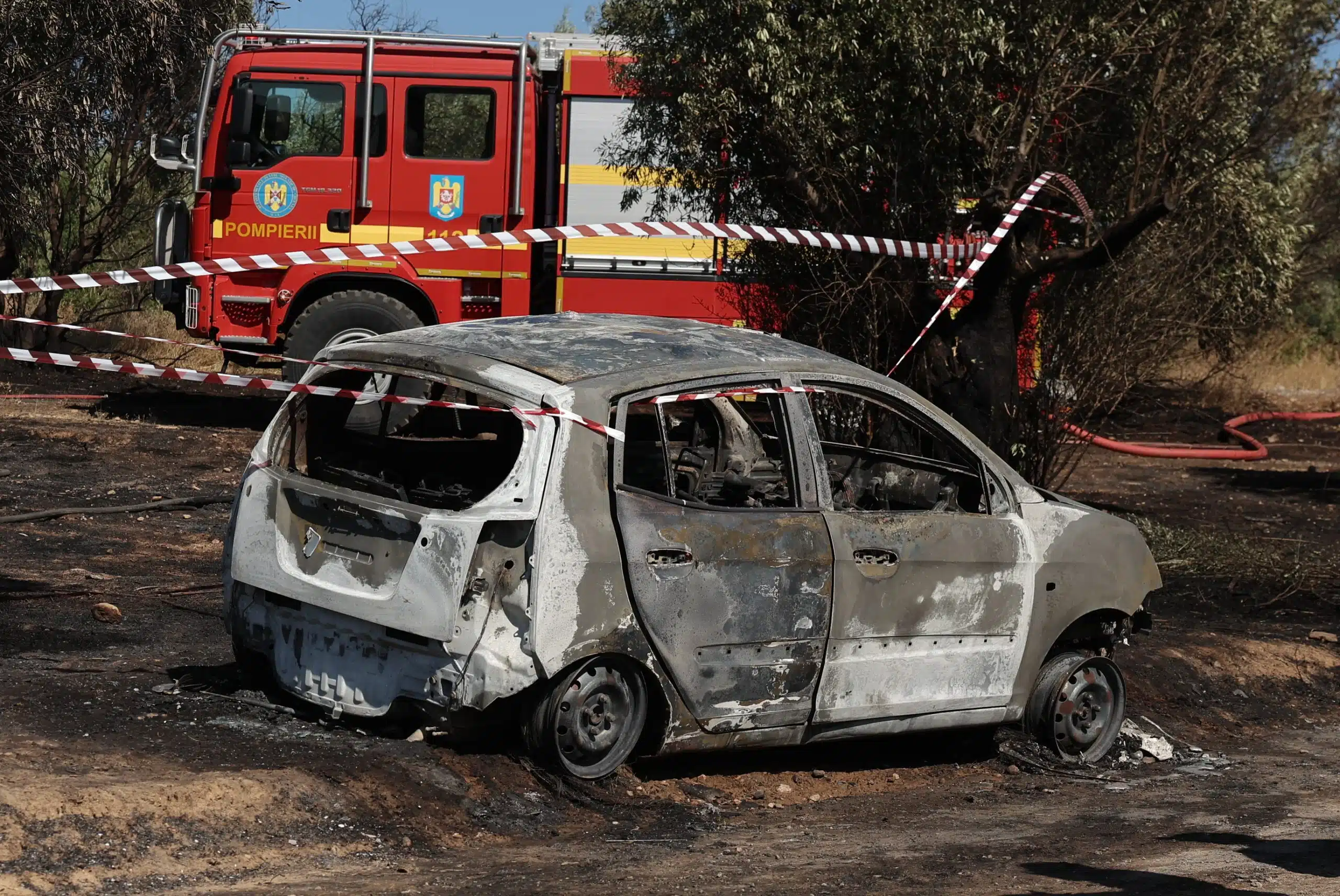Μαθεύτηκε όλη η αλήθεια για τη γυναίκα που βρέθηκε σήμερα απανθρακωμένη στα Σπάτα με το πόδι στο γκάζι - Έτσι έχασε τη ζωή της και κάηκε 1 fotia spata kameno autokinito 7 scaled 1