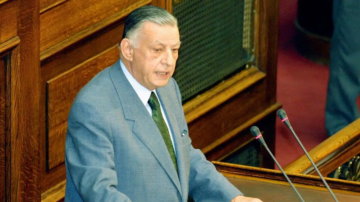 giannis varvitsiotis 1200x675 1