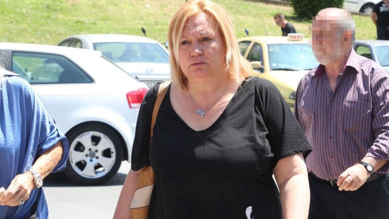 Στο νοσοκομείο η Καίτη Φίνου: Συγκλονίζουν τα λόγια της – «Οι πόνοι φρικτοί»  