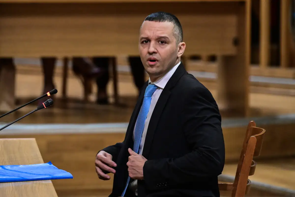 Το κόλπο του Ηλία Κασιδιάρη με το νέο κόμμα και η «παράκαμψη» του Αρείου Πάγου 2 kasidiaris