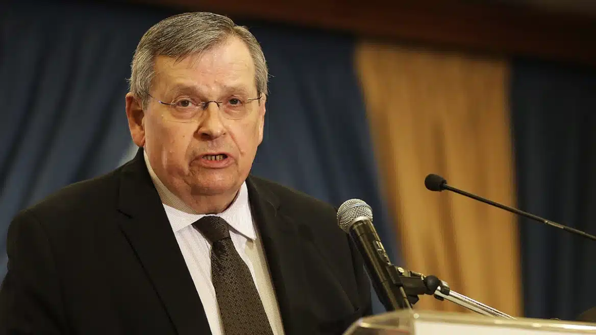 Πέθανε ο πρώην υπουργός Στέφανος Μάνος σε ηλικία 87 ετών 1 manos mak