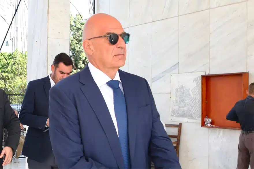 Τελέστηκε το μνημόσυνο της κόρης του Αντώνη Σαμαρά, Λένας στο Α' Νεκροταφείο Αθηνών 5 mnimosino samara 8