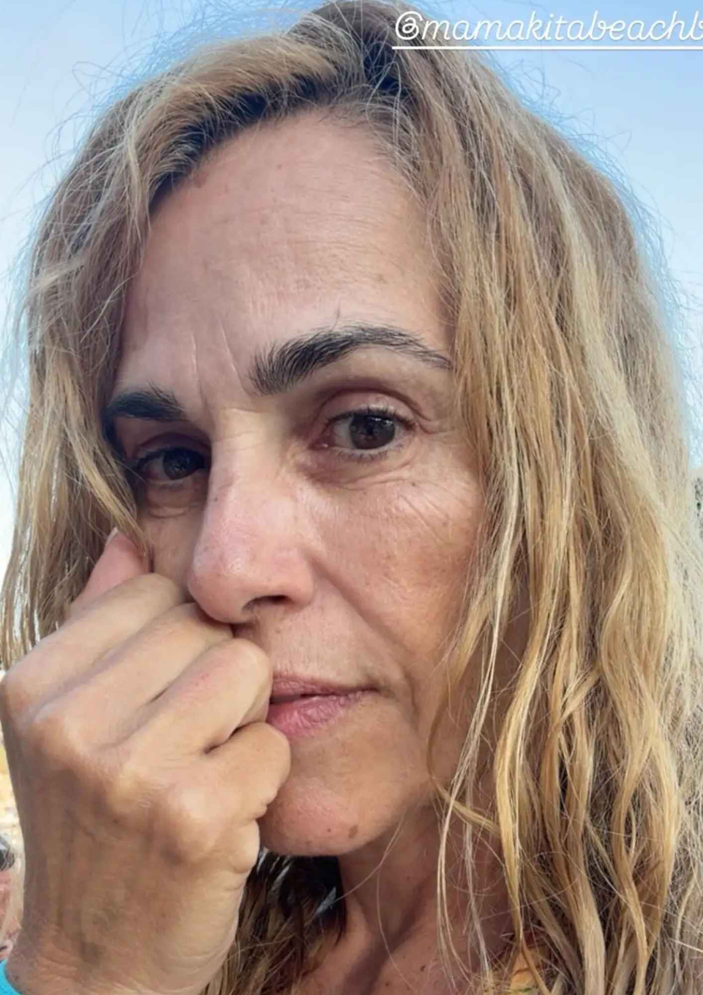 tzeni mpotsi ikaria diakopes 3