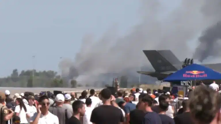 Τανάγρα: Έπεσε Phantom κατά τη διάρκεια των αεροπορικών επιδείξεων Athens Flying Week