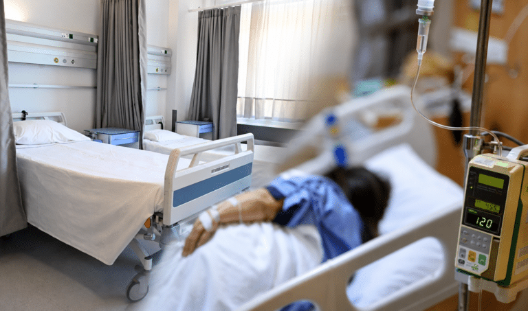 Ιδιωτική κλινική λειτουργούσε παράνομα Ογκολογικό Τμήμα – Στο μικροσκόπιο χημειοθεραπείες και αποζημιώσεις του ΕΟΠΥΥ