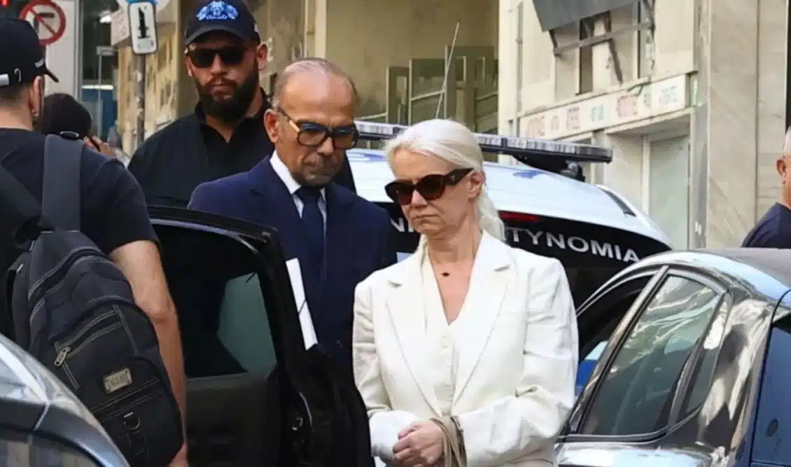 Τον «έγδερναν» Γάκα-Θεοδωρόπουλος - 17.500 χρέωσαν τον Μαζωνάκη για 4 μέρες 1 giatroi mazonaki timologio