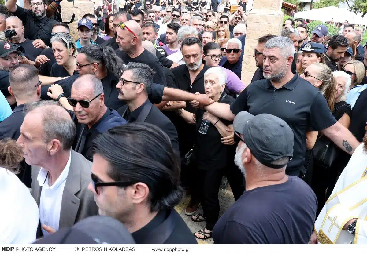 Κλειώ Μαζωνάκη: Ο Γολγοθάς μιας χαροκαμένης μάνας – Η ιστορία της γυναίκας που αγάπησε αθεράπευτα ο «Μαζώ», η μέρα που άλλαξαν όλα μεταξύ τους 4 mitera mazonaki 1