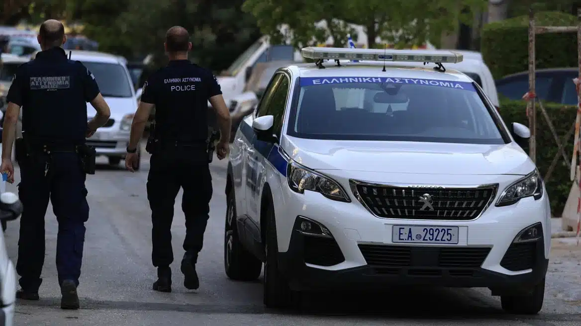 Κέρκυρα: Προφυλακίστηκε 51χρονος για τον βιασμό της 8χρονης εγγονής του - Φέρεται πως κακοποιούσε και την κόρη του 1 peripoliko astynomia 1