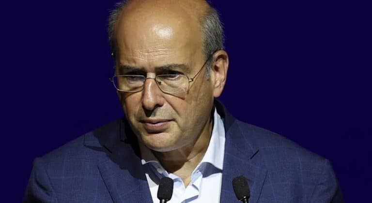 Χατζηδάκης: «Δώσαμε όσα περισσότερα γινόταν – Θα θέλαμε να δώσουμε 13ο μισθό και 13η σύνταξη αλλά αυτή την ώρα δεν μπορούμε»