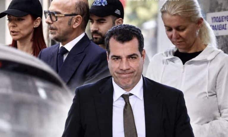 Αποκάλυψη-σεισμός: Ήταν μέλη στην ίδια εταιρεία ο Θάνος Πλεύρης με τους δύο γιατρούς του Γιώργου Μαζωνάκη – Η Χαριλάου Τρικούπη ζητά διευκρινίσεις από τον υπουργό