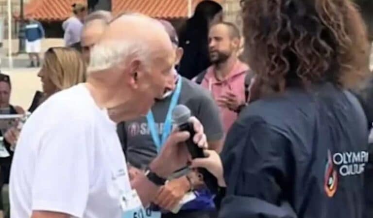 «Σε όλη τη διαδρομή σκεφτόμουν τη γυναίκα μου που έχει φύγει» – Η καλύτερη στιγμή στα Αρβανίτεια 2026