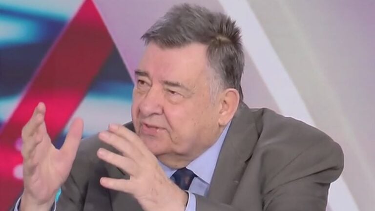 Ο Καρατζαφέρης «βλέπει» 40άρι για τον Μητσοτάκη – «Ο Σαμαράς φθίνει, η Καρυστιανού τα έχει χάσει»