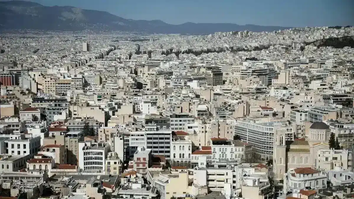Τέλος Νοεμβρίου η επιστροφή ενοικίου για δηλώσεις Ε1 του 2025 – Τι ποσά θα λάβουν αυτόματα οι δικαιούχοι 1 akinita athens eurokinissi 1200x675 1