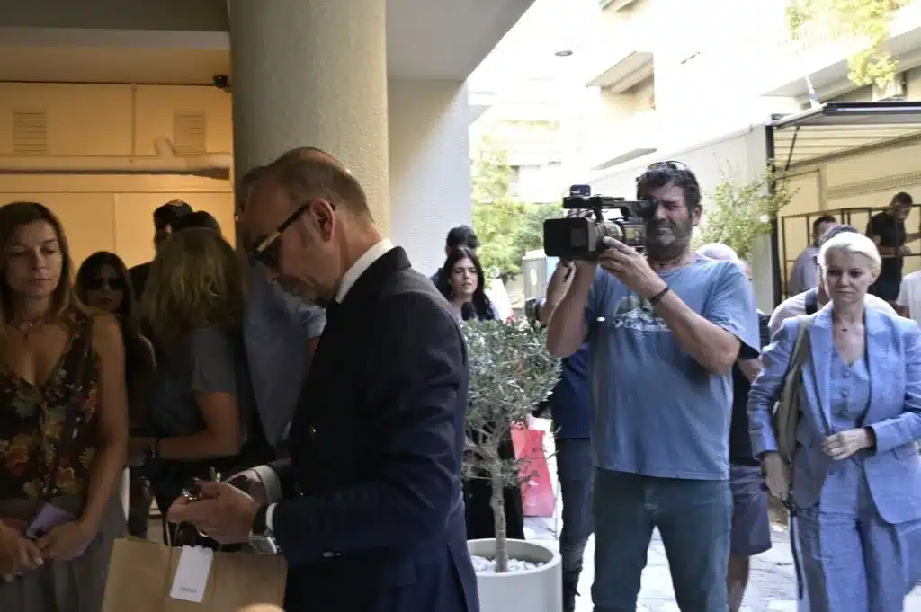 «Γιατί μαμά κοιμήθηκα;»: Σοκ με το βίντεο της 56χρονης με τη ναρκωμένη κόρη της στην πλασμαφαίρεση – Τι θα καταθέσει η 18χρονη 1 gaka 01 1024x681 1