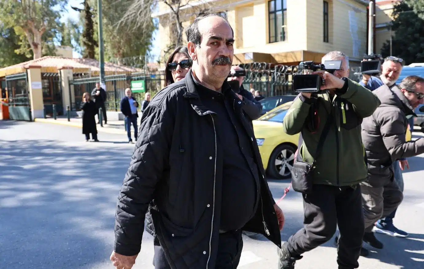 Στο νοσοκομείο ο Γιώργος Ξυλούρης - Αναβλήθηκε για το 2027 η δίκη του για τον ΟΠΕΚΕΠΕ 1 giorgosksilouris