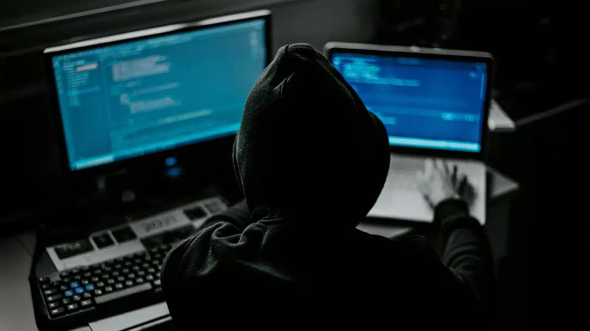 hacker2